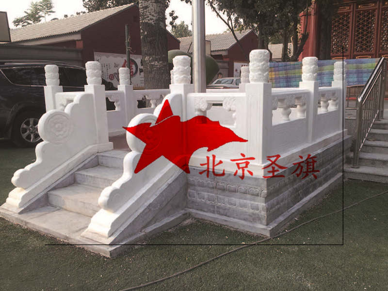汉白玉旗台12